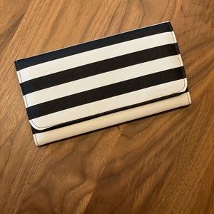 KUT from the kloth black and white wallet